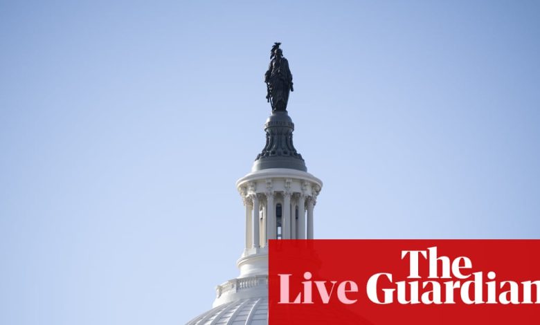 House set to vote on deal to end shutdown amid Democratic splits – US politics live | US federal government shutdown 2025 House set to vote on deal to end shutdown amid Democratic splits – US politics live | US federal government shutdown 2025