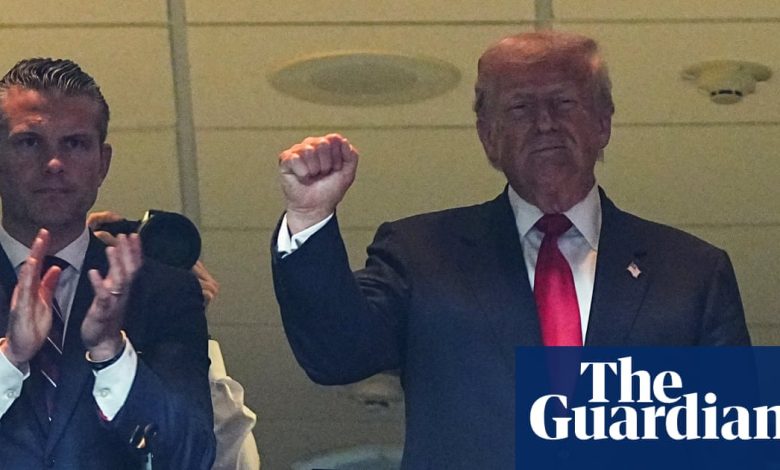 Trump booed at Commanders NFL game before calling plays from Fox broadcast booth | NFL Trump booed at Commanders NFL game before calling plays from Fox broadcast booth | NFL