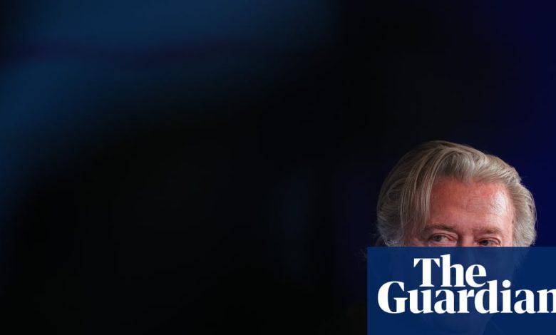 Steve Bannon advised Jeffrey Epstein for years on how to rehab his reputation, texts show | Steve Bannon