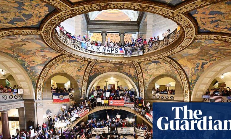 Organizers Gather Sufficient Signatures to Challenge Gerrymandered Missouri Map Organizers Gather Sufficient Signatures to Challenge Gerrymandered Missouri Map