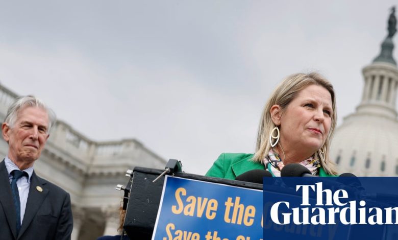 US labor unions gear up to fight against Trump’s ‘Billionaire First’ agenda | US unions US labor unions gear up to fight against Trump’s ‘Billionaire First’ agenda | US unions