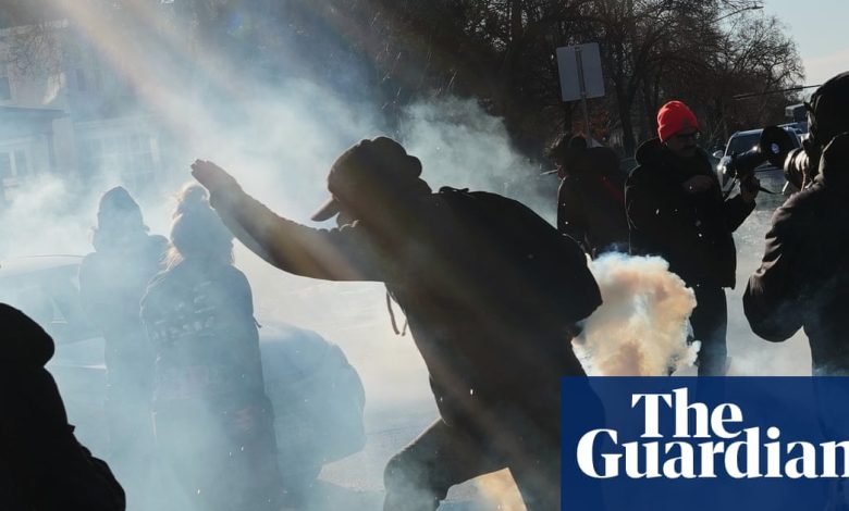 Eight arrested in Minneapolis as Trump officials issue threats to protesters | Minnesota ICE shooting